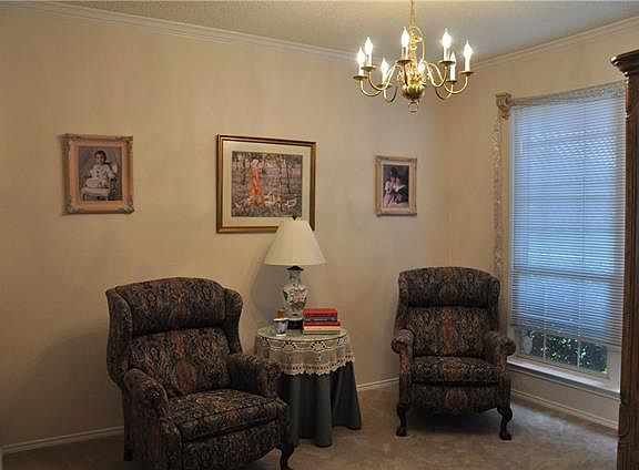 2nd image of 1253 Winston Dr