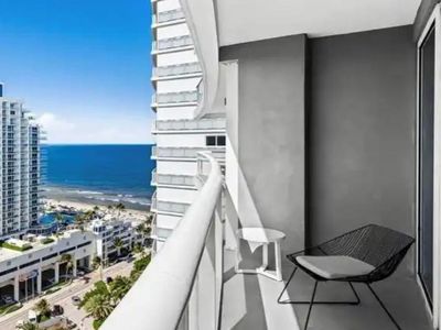 3101 Bayshore Drive #1606, Fort Lauderdale, FL, 33304