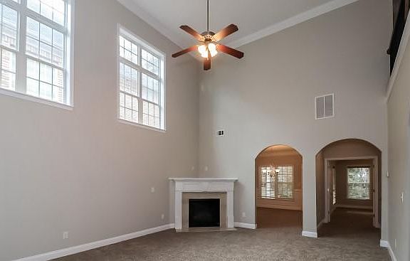 2nd image of 732 Scenic Creek Dr