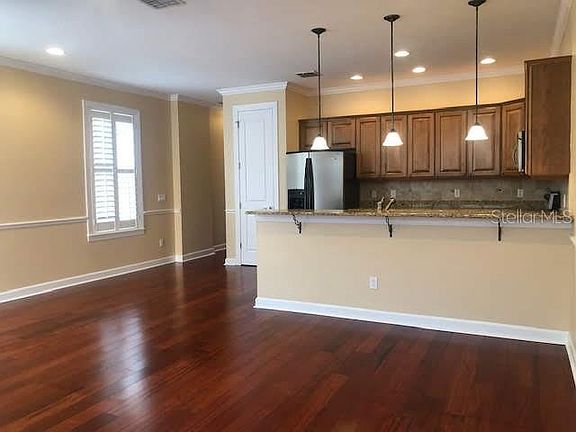 3rd image of 1441 Harmon Ave