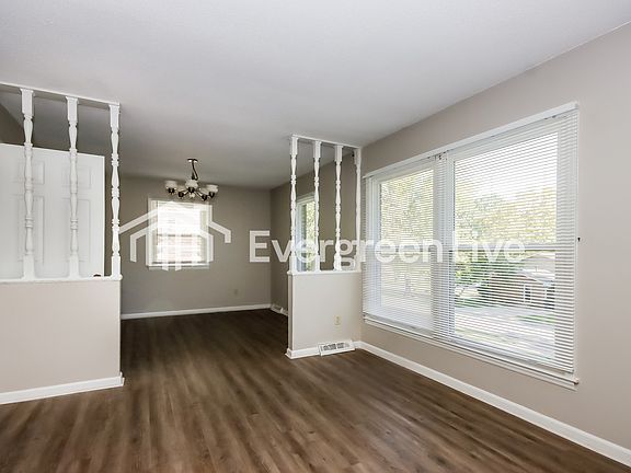 2nd image of 2511 Cliffside Dr