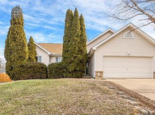 6 Snowbird Ct, O'Fallon, MO 63366