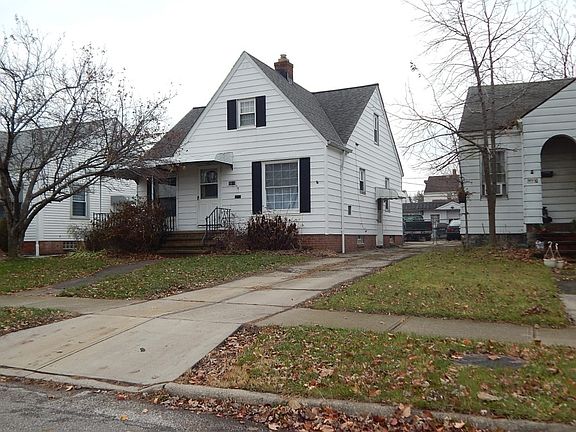 2nd image of 5803 Luelda Ave