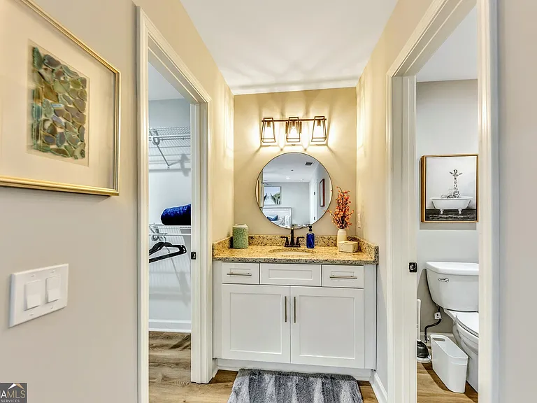 1018 Falling Valley Ct SE — Photo 20