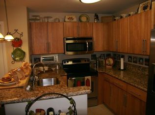 5404 Balboa Arms Dr UNIT 351, San Diego, CA 92117