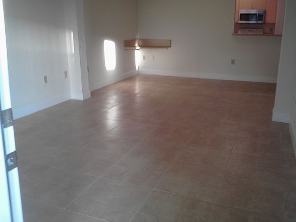 2nd image of 108 SW Peacock Blvd APT 205