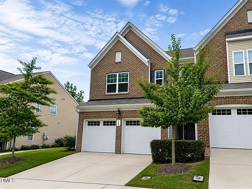 249 Kylemore Cir Photo 1