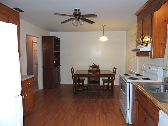 4th image of 24114 Gaydell Dr