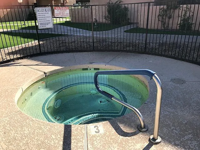 3 bed, 1428 sqft, $1,895 — Photo 4