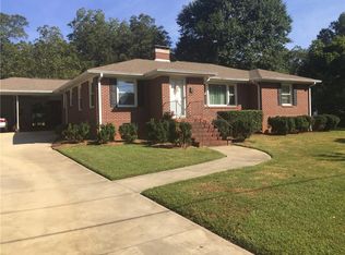 425 Watkins Dr, Pendleton, SC 29670