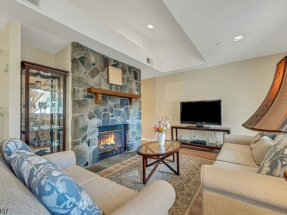 4th image of 142-148 Main Ave #2-C