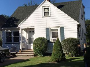 249 Cabot Rd, Rochester, NY 14626