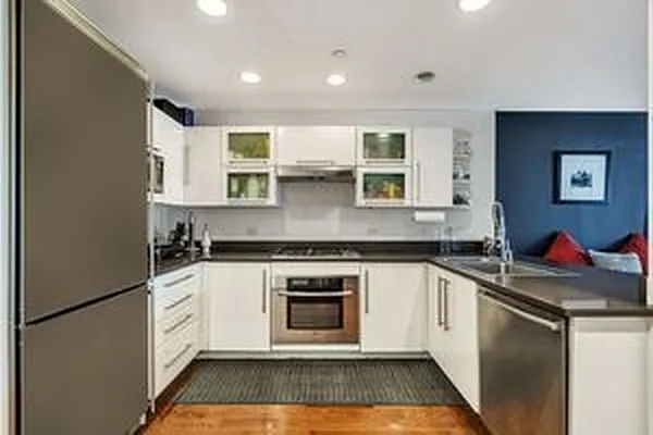 Rented by James E. Ingram III LREB | media 19