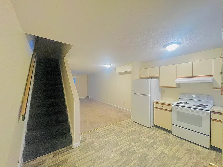 96 Ethan Allen Pkwy #4 — Photo 14