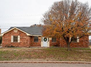 3503 W 25th St, Plainview, TX 79072
