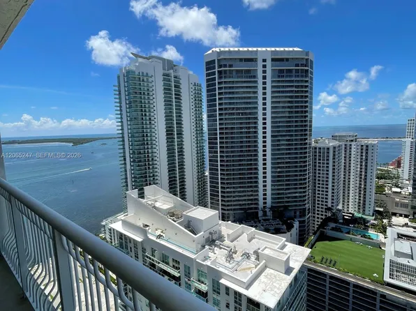 1200 Brickell Bay Dr, Miami, FL