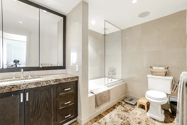 Rented by Bond New York | media 14