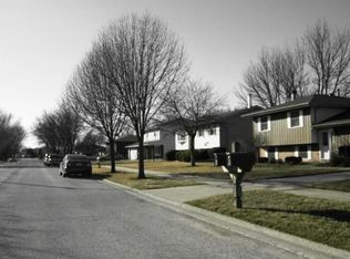 49 Lilac Dr, Dyer, IN 46311