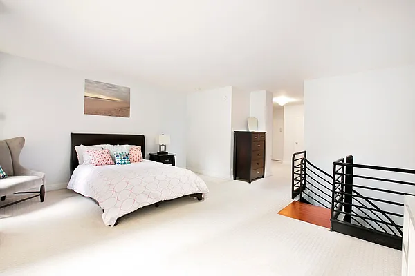 Sold by Keller Williams NYC | media 7