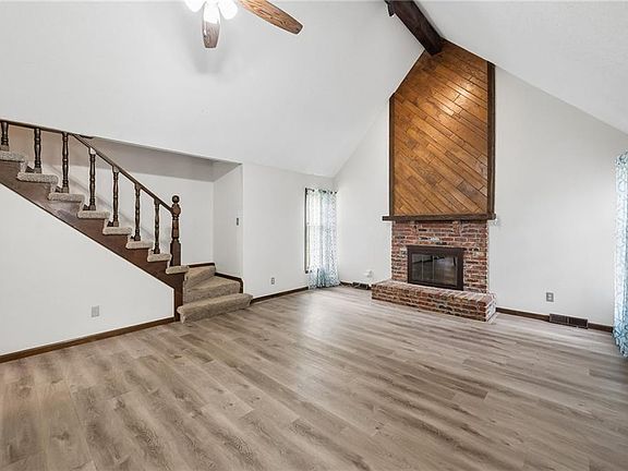 4th image of 6804 N Agnes Ave