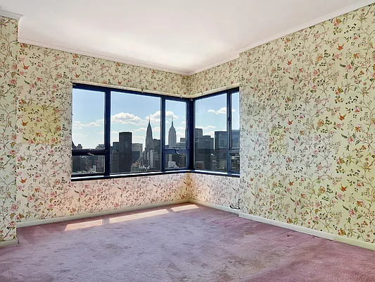 Sold by Sotheby's International Realty | media 6