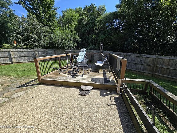 5th image of 9701 Chetwood Ct