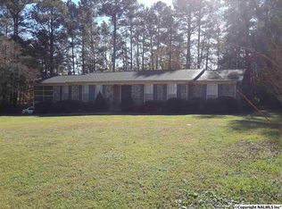 3124 Vaughn Bridge Rd, Hartselle, AL 35640