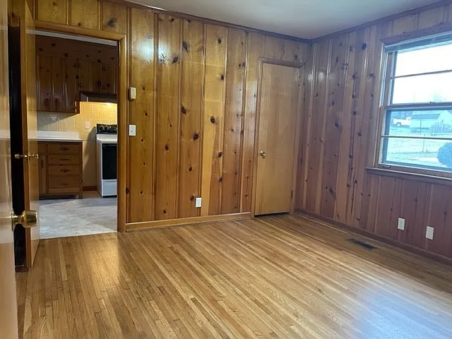 6422 Henry Ford Dr — Photo 20