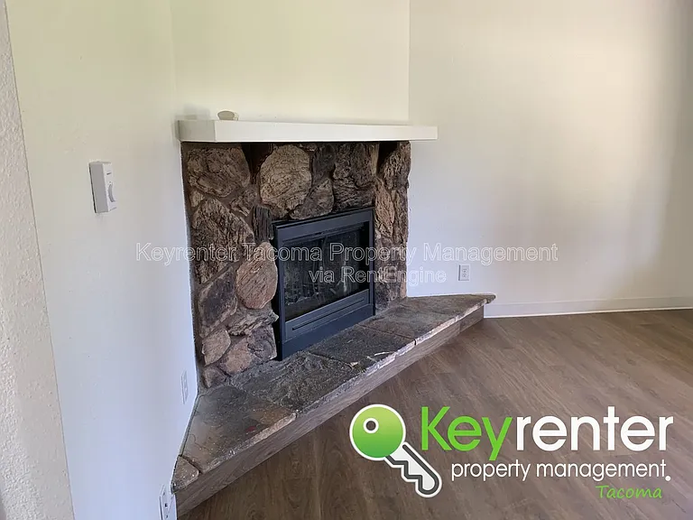 19606 9th Avenue Ct E — Photo 3