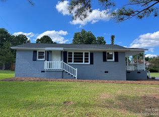 739 Peay Ridge Rd, Great Falls, SC 29055