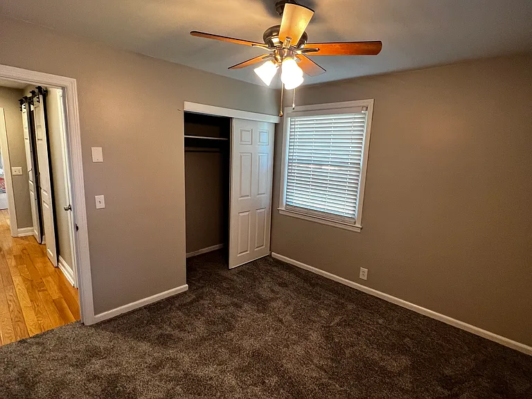 913 Potter Ln — Photo 6