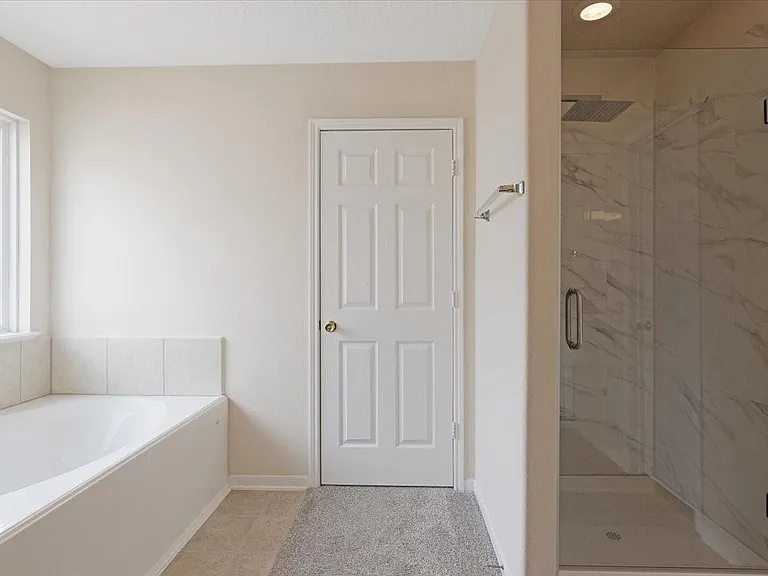 4810 Vintage Grove Ct — Photo 22