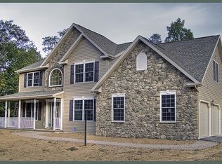 233 Weavertown Rd, Shavertown, PA 18708