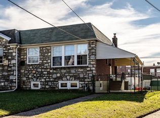 624 Calamia Dr, Norristown, PA