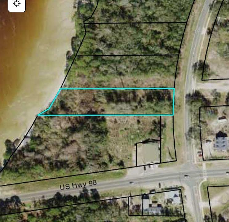 1st image of 11 W Bay Shore Dr