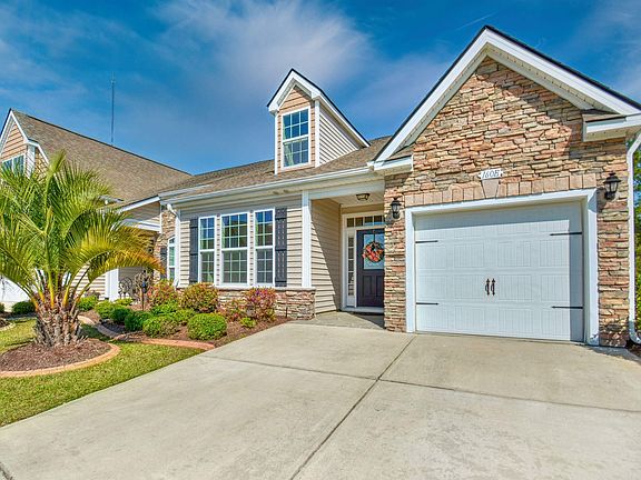 4th image of 160 Parmelee Dr. #E