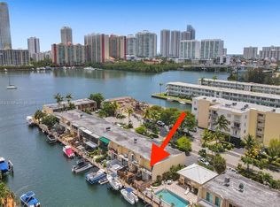 3945 NE 167th St #18, North Miami Beach, FL 33160