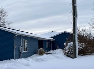 59891 Red Arrow Hwy, Hartford, MI 49057