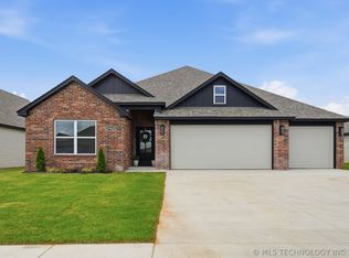 27765 E 109th Pl S, Coweta, OK 74429