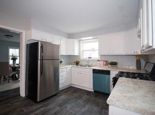 709-11 N High St, Port Byron, IL 61275