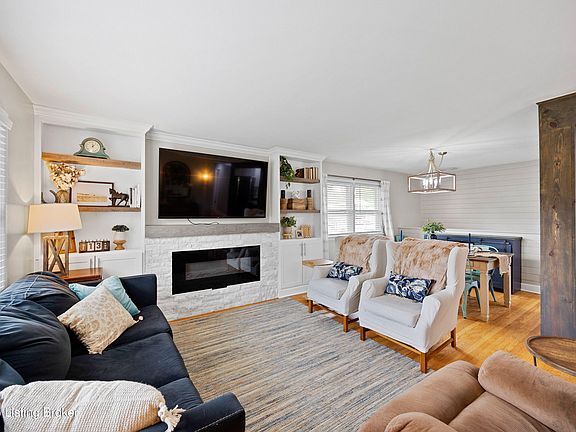 3rd image of 3829 Chatham Rd
