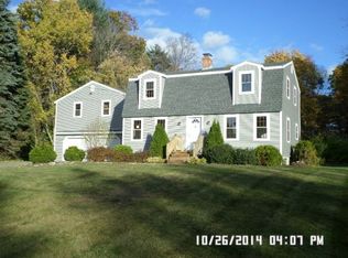 4 Scamman Rd, Stratham, NH 03885