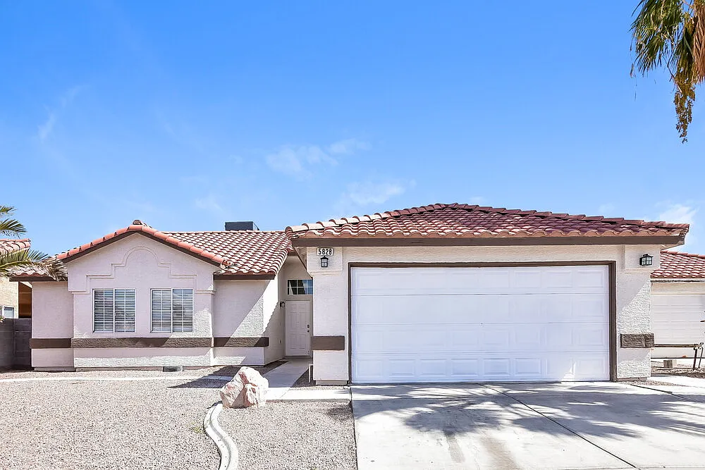 4 bed, 2.0 bath, 1498 sqft, $2,150 — Photo 1