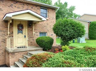 1174 Cunningham Dr, Victor, NY 14564