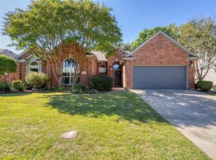 2723 Sandstone Dr, Grapevine, TX 76051