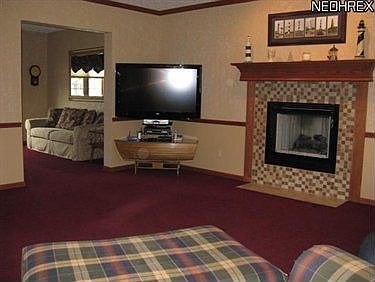 5th image of 17085 Woodlawn Ct