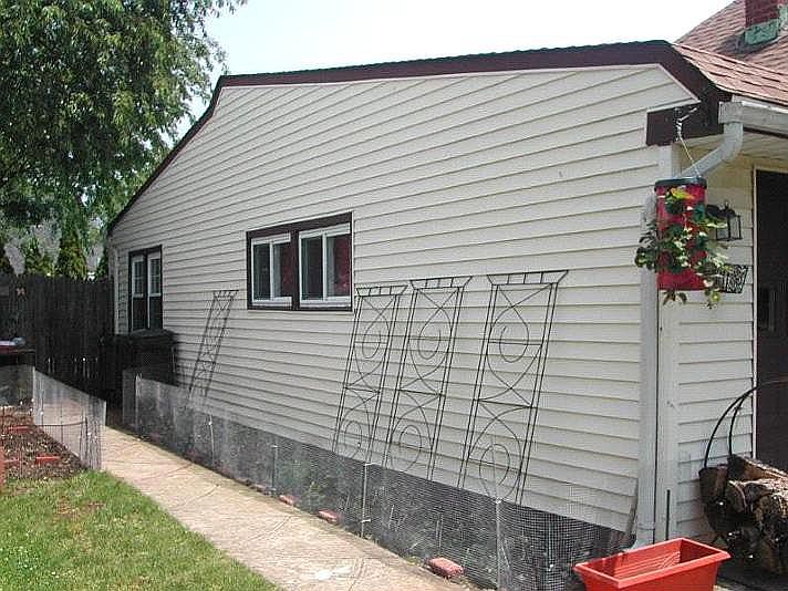 Garage side