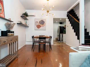105 W Oxford St, Philadelphia, PA 19122