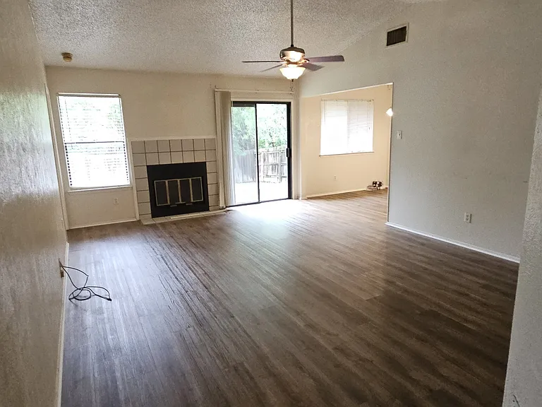 8508 Birmingham Dr — Photo 2