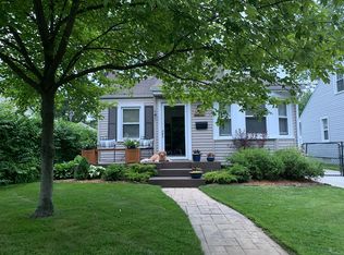 2260 Columbia Rd, Berkley, MI 48072